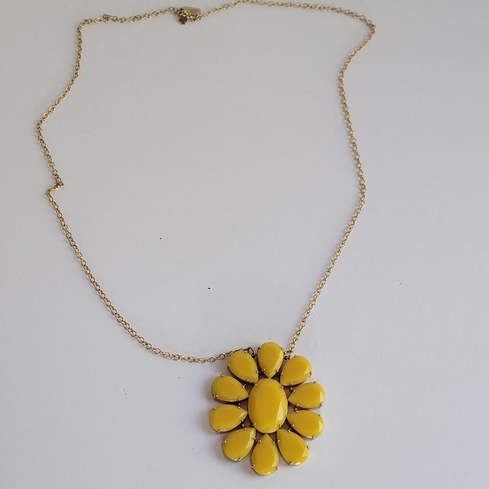 Kate Spade New York Yellow Flower Pendant Necklace Gold Tone Statement Resin